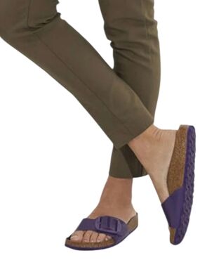 Birkenstock Madrid Big Buckle in a high-shine, Purple Dustk Or Açai, 9, Preowned